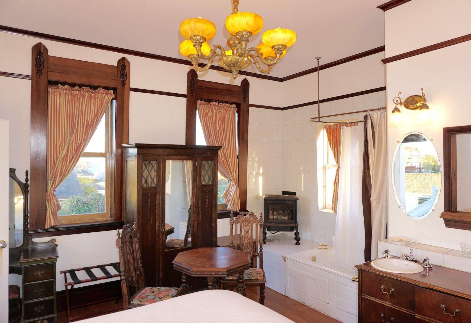 Weller House Inn Fort Bragg Bagian luar foto