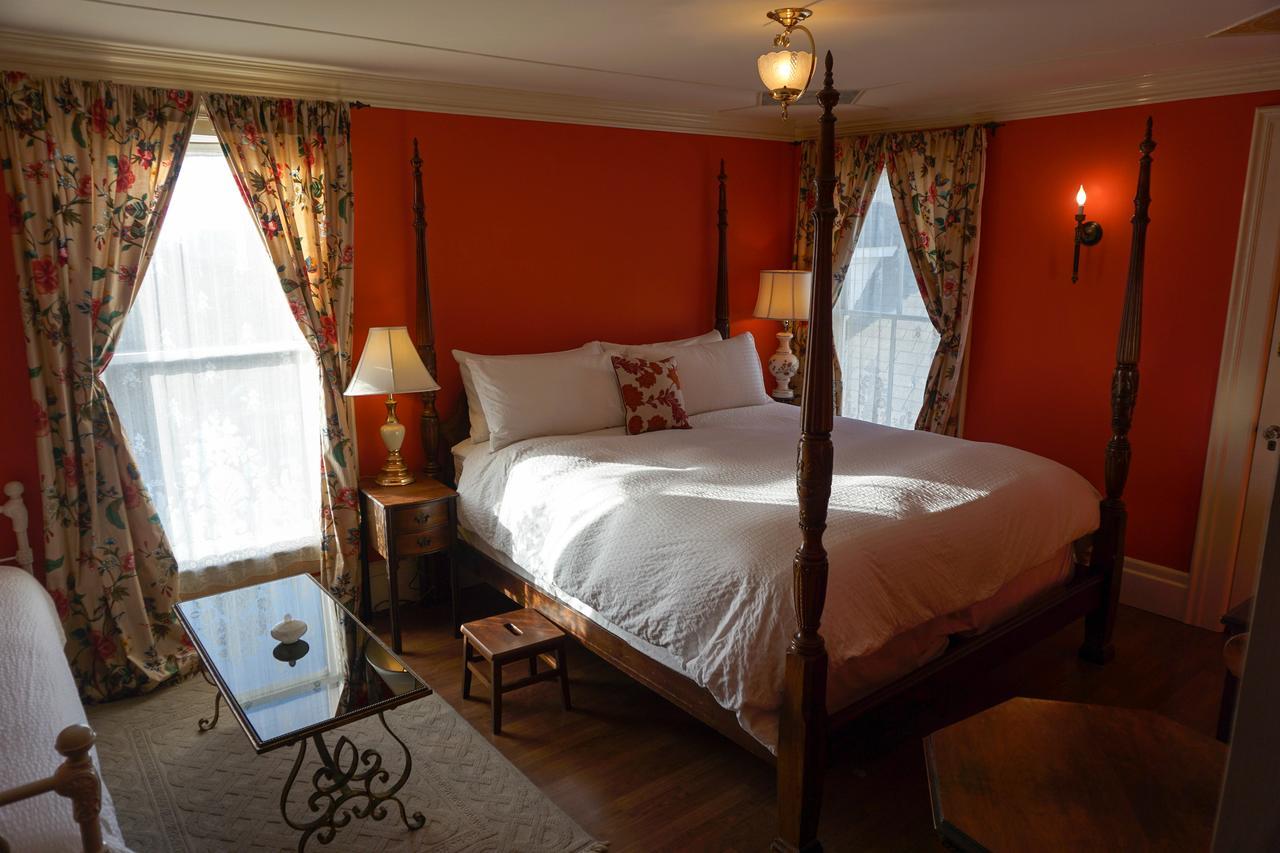 Weller House Inn Fort Bragg Ruang foto